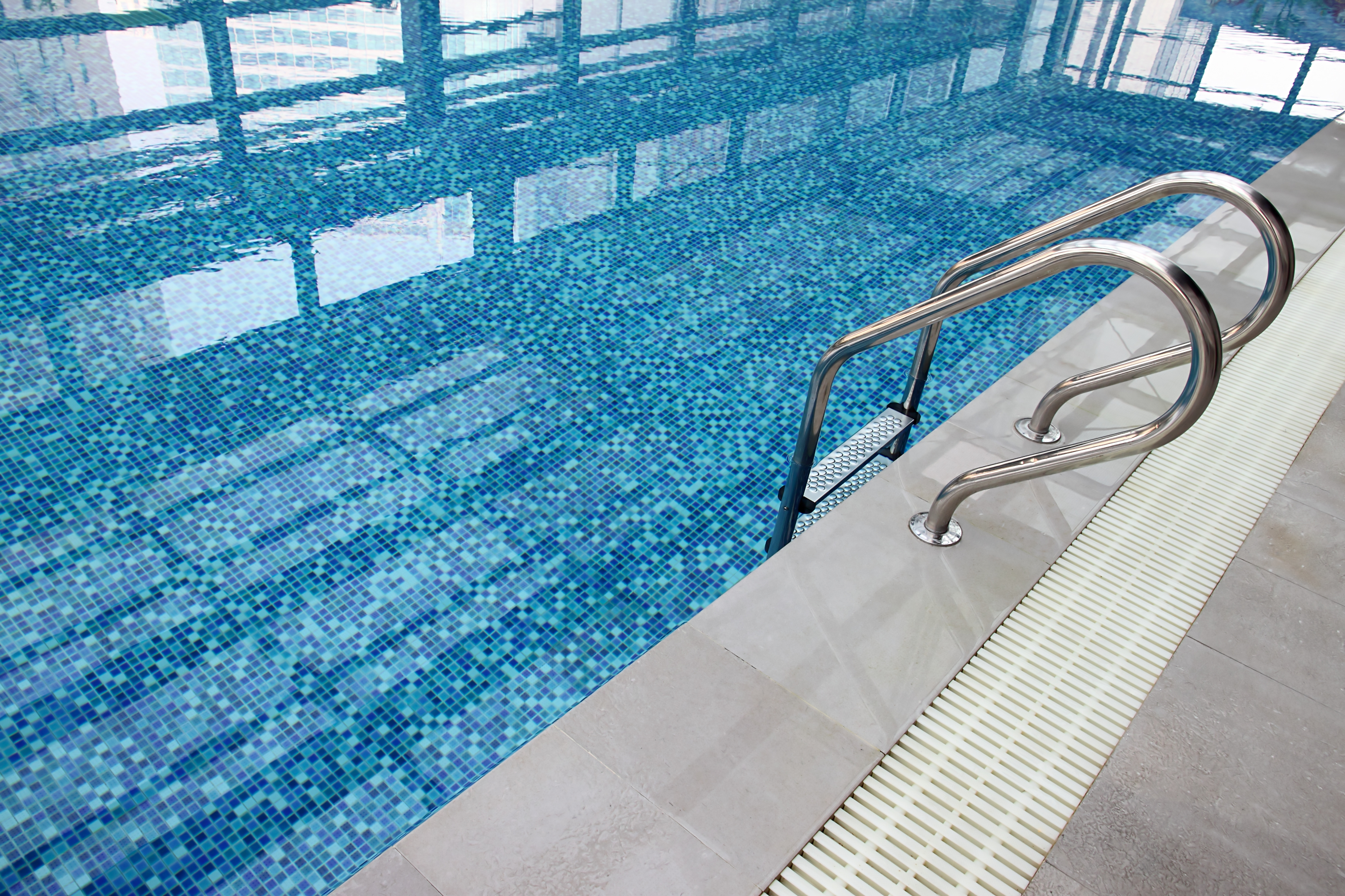 Μαθήματα κολύμβησης στα δημοτικά σχολεία όλης της χώρας