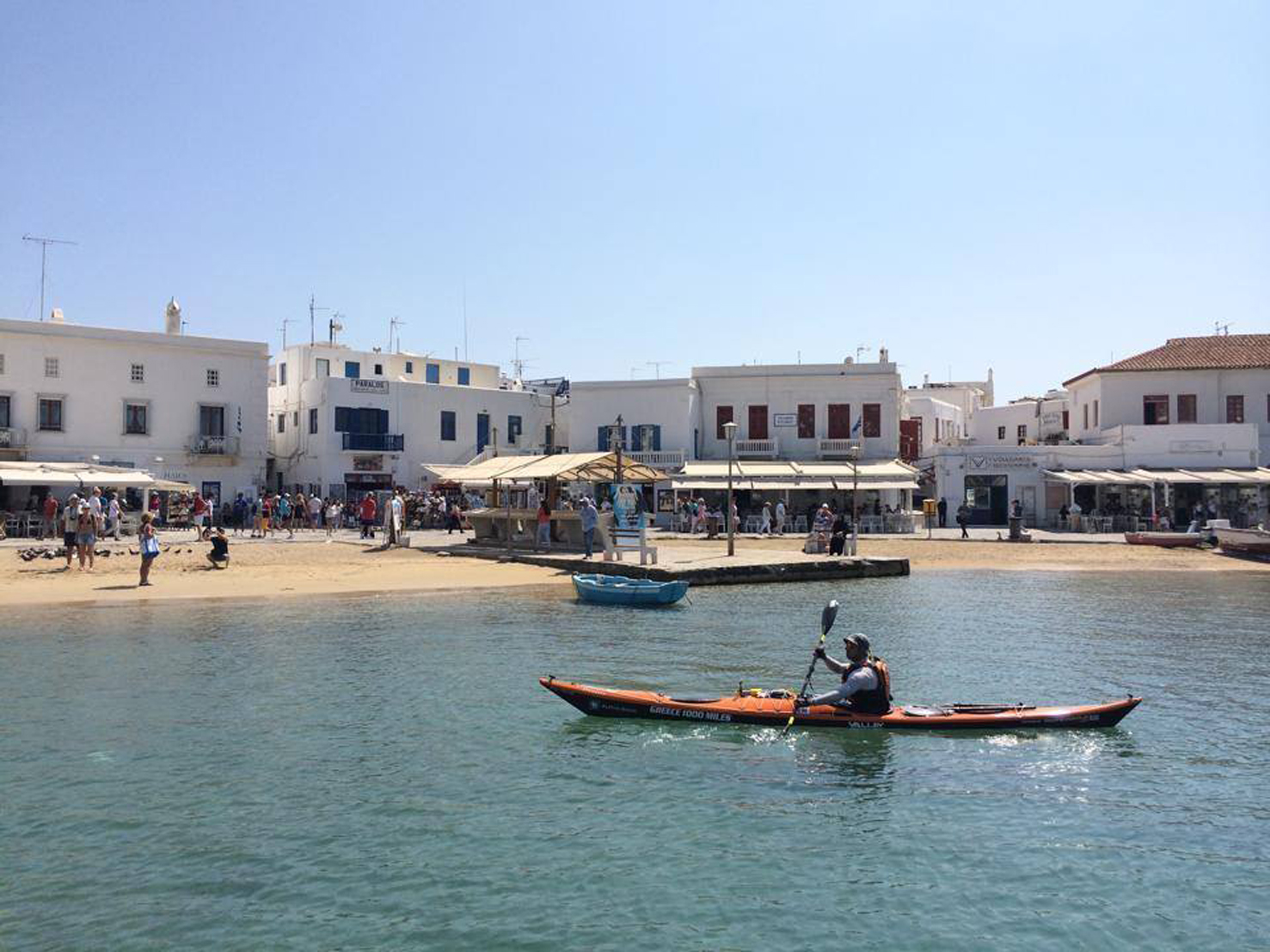 Στα χέρια της Αστυνομίας σπείρα Ιταλών που έκλεβε και λήστευε στη Μύκονο