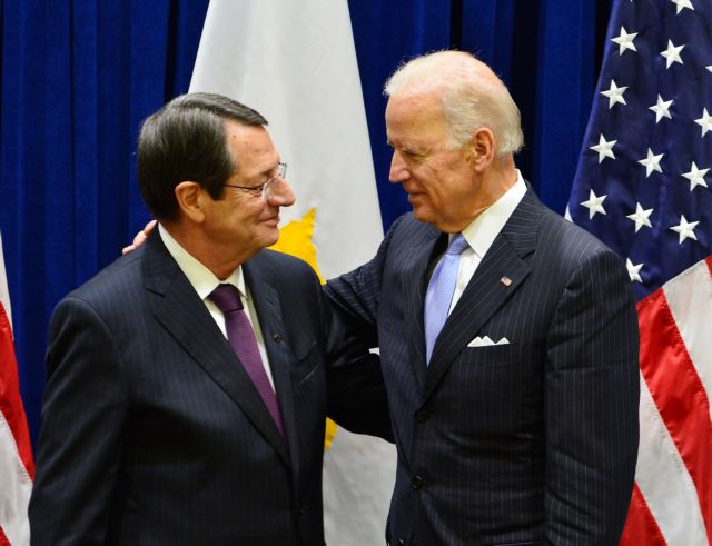 Επικοινωνία Μπάιντεν με Αναστασιάδη και Ακιντζί για το Κυπριακό