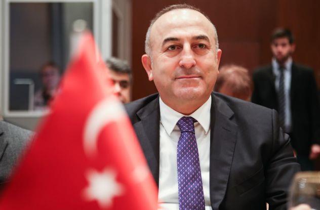 Τσαβούσογλου: Δεν υπάρχει συμφωνία στο προσφυγικό χωρίς τη βίζα