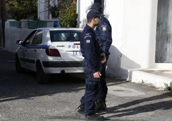 Διαρρήκτης έπεσε από πολυκατοικία και σκοτώθηκε