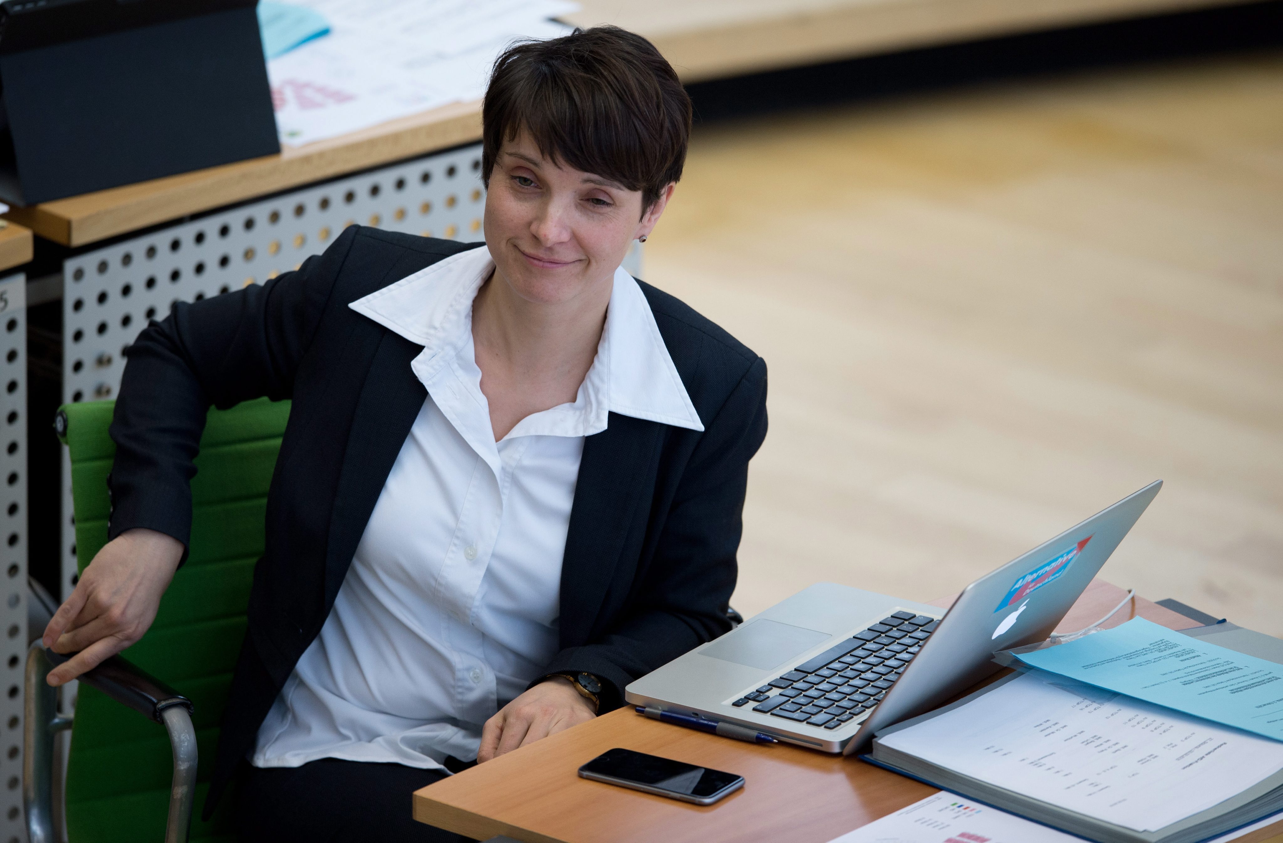 Σε νησιά του Ειρηνικού θέλει να «στείλει» η γερμανική AfD τους πρόσφυγες