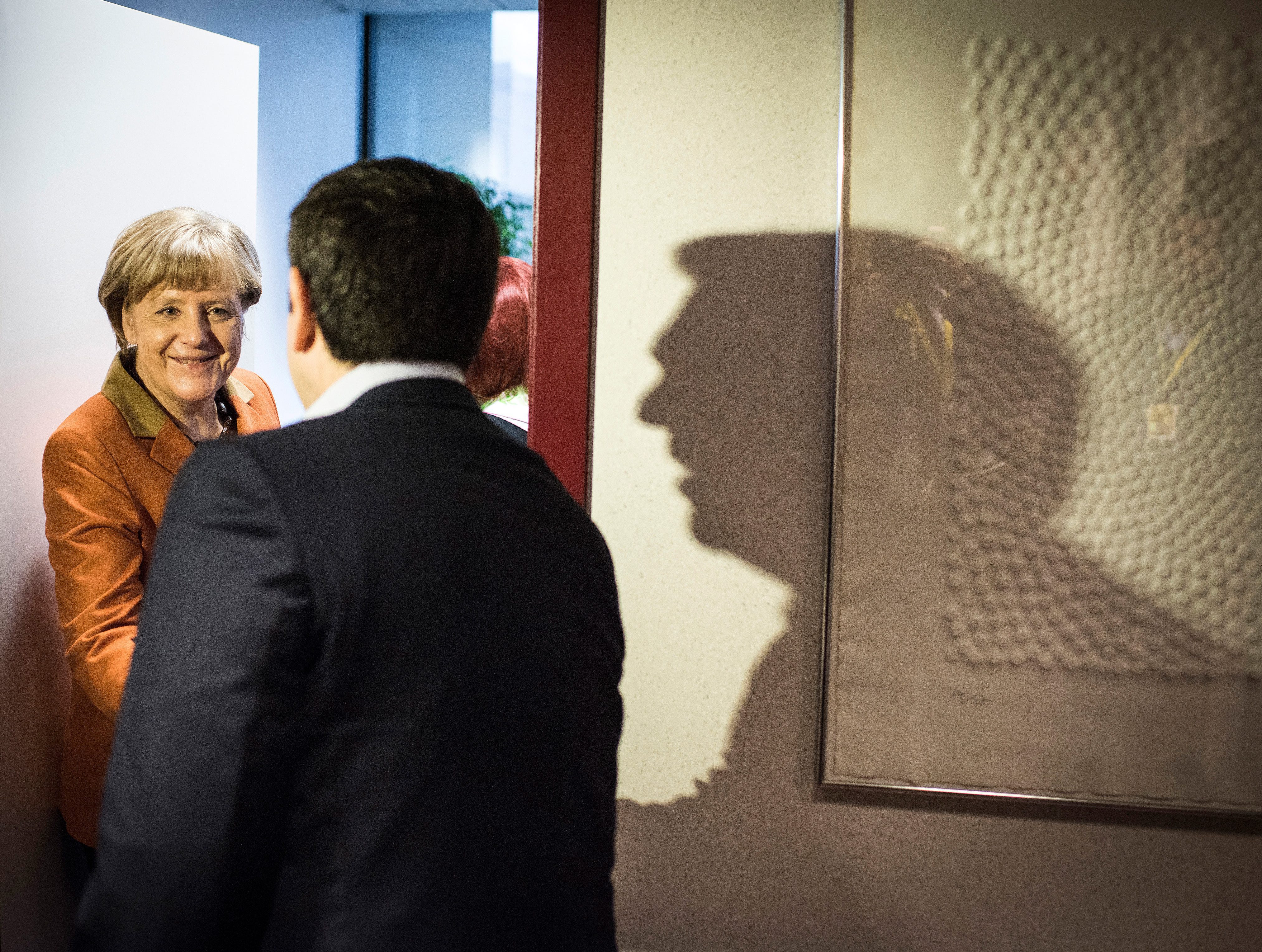 Μαξίμου: Συμμαχία Τσίπρα – Μέρκελ για το προσφυγικό