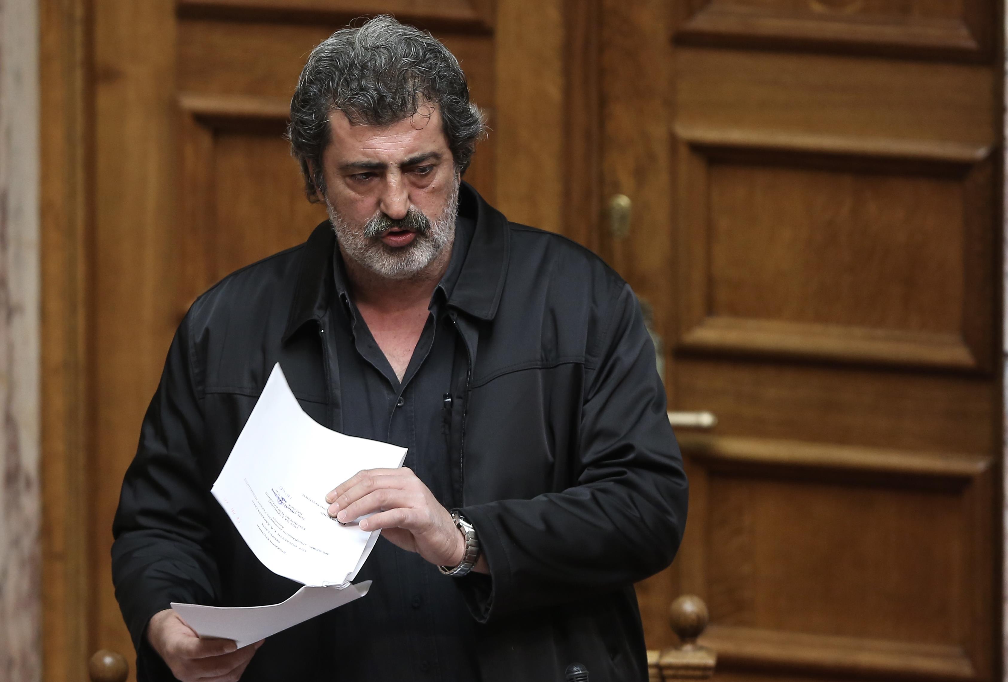 «Πυρά» δικαστών, εισαγγελέων και αστυνομικών κατά Πολάκη