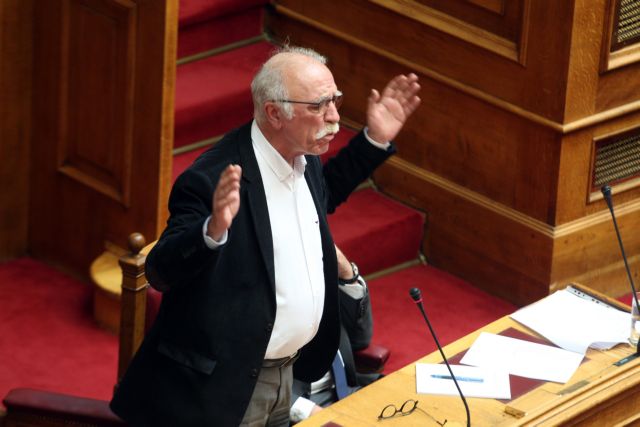 Η αναρχική ιδεολογία είναι τελείως ξένη με τον ΣΥΡΙΖΑ, λέει ο Δ.Βίτσας