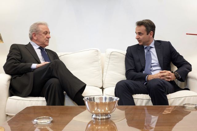 Συνάντηση Μητσοτάκη – Αβραμόπουλου για το προσφυγικό