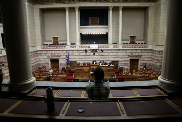 Στην Εξεταστική Επιτροπή της Βουλής ο Φώτης Μπόμπολας