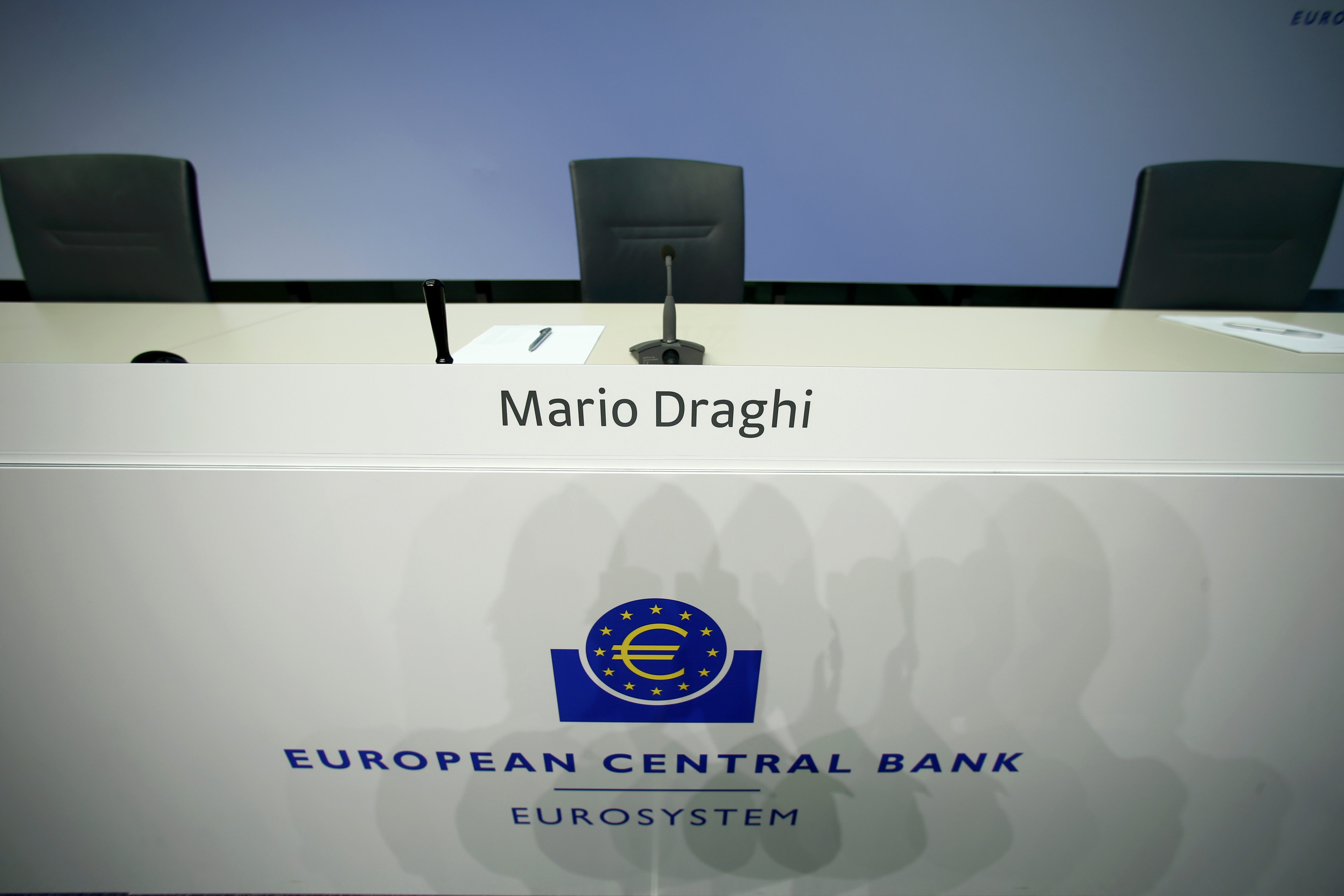 Ντράγκι: Η αξιολόγηση των ΔΣ των τραπεζών προβλέπεται από Οδηγία και τον νόμο για το ΤΧΣ