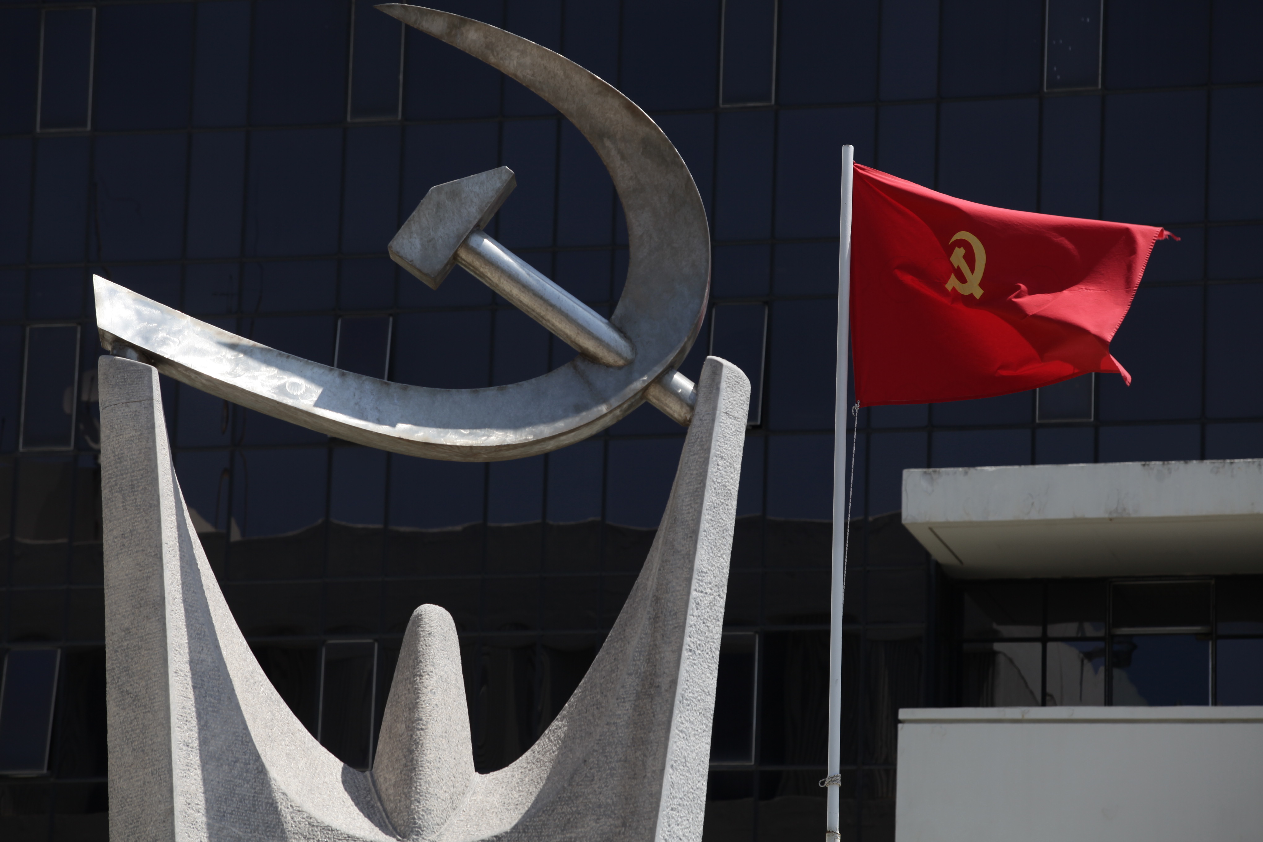 ΚΚΕ: Ο ΕΝΦΙΑ δεν βελτιώνεται, μόνο καταργείται