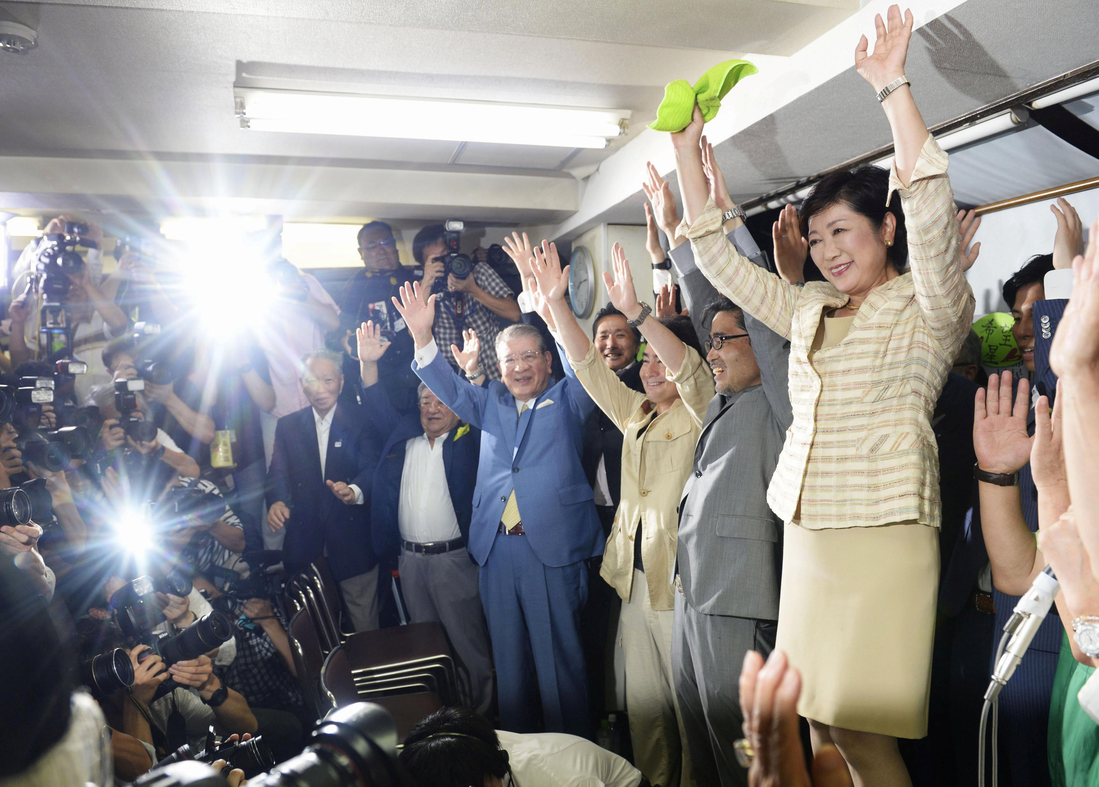 Την πρώτη γυναίκα κυβερνήτη απέκτησε το Τόκιο