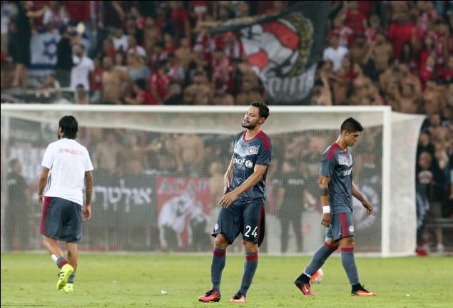 «Η ανοχή μας τελείωσε» είπαν οι οπαδοί του Ολυμπιακού στους παίκτες