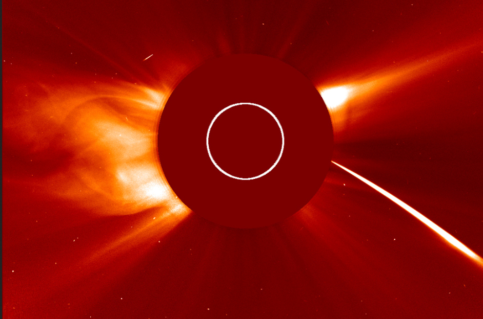 Κομήτης πέφτει με ταχύτητα στον Ήλιο σε σπάνιο βίντεο της NASA