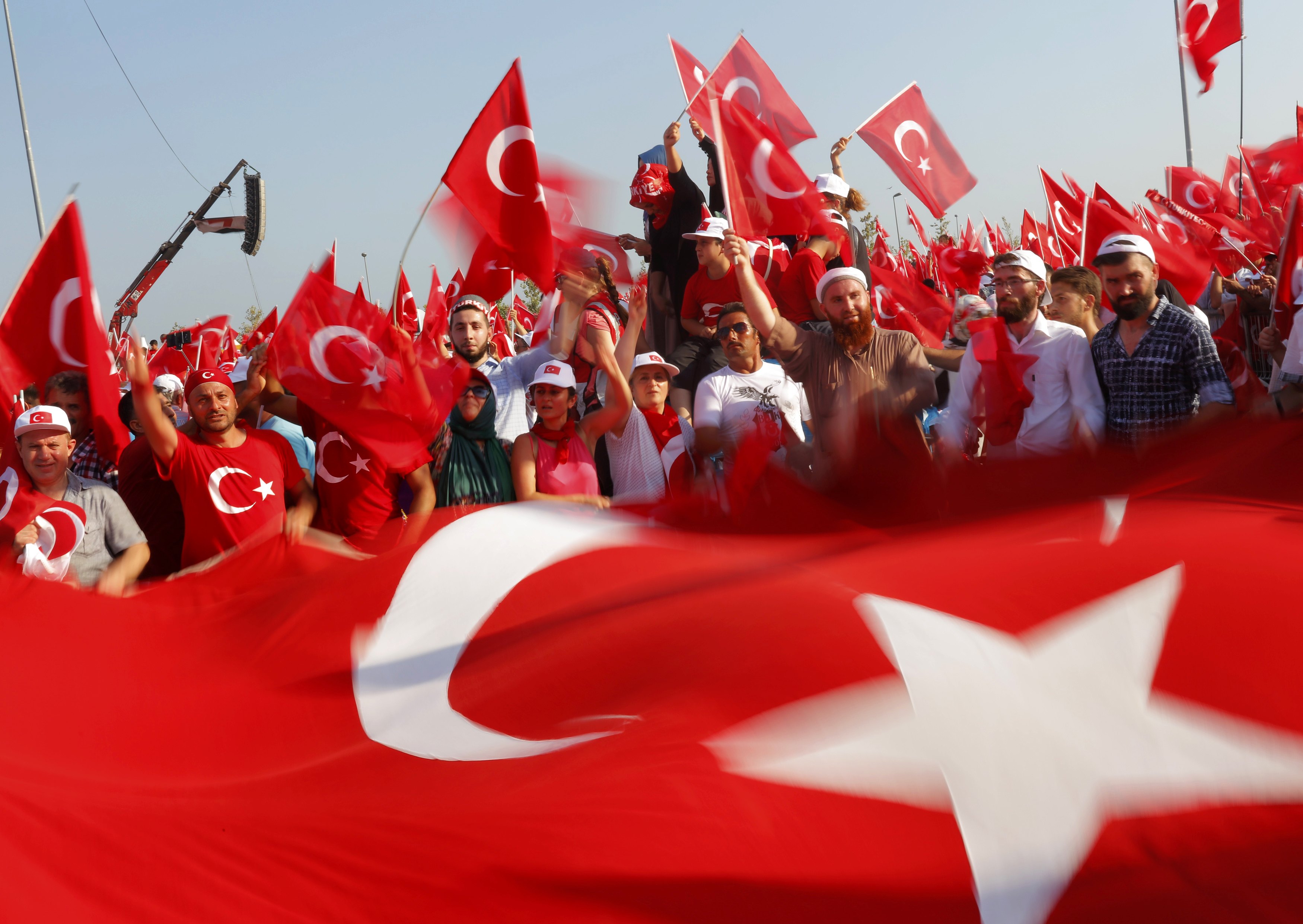 Έφοδοι σε 44 εταιρείες στην Κωνσταντινούπολη για «γκιουλενιστές»