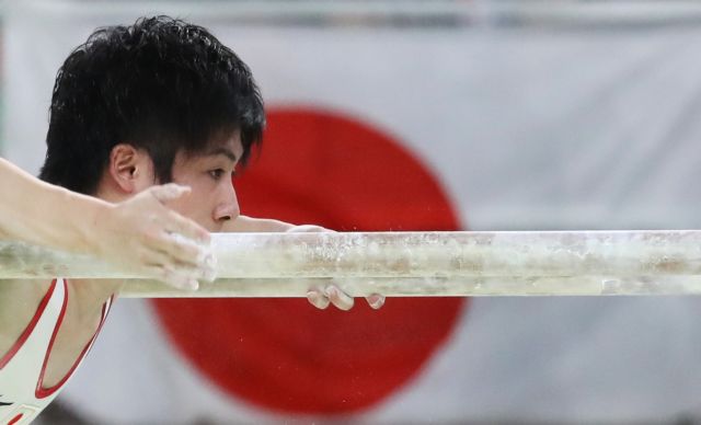 Ενόργανη: H Iαπωνία «χρυσή» στο σύνθετο ομαδικό ανδρών