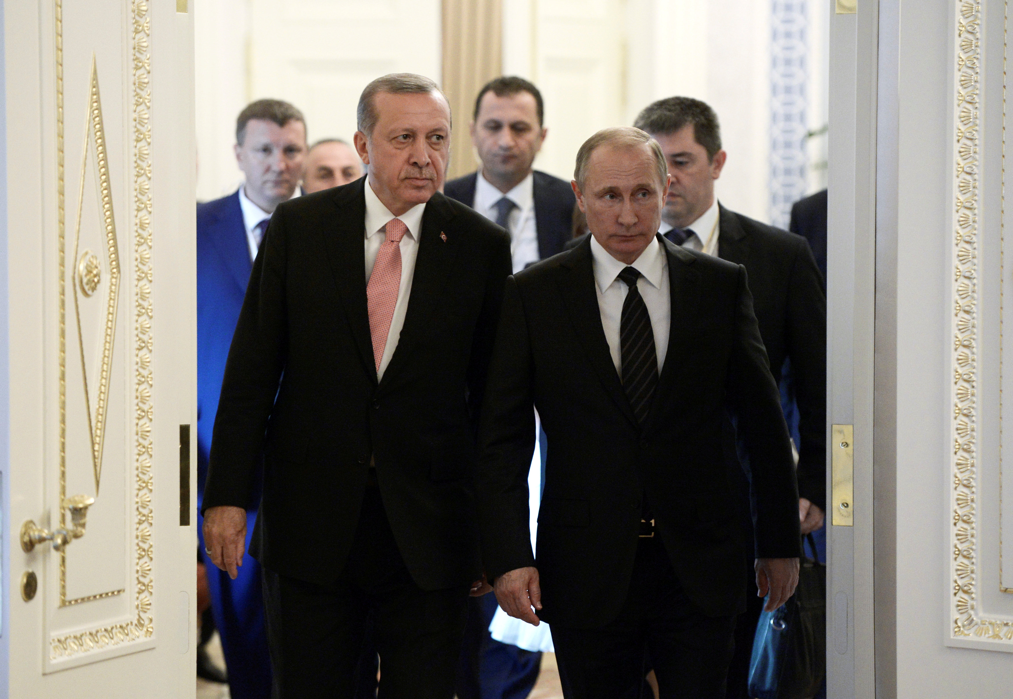 Πούτιν: «Βήμα - βήμα» η άρση των κυρώσεων κατά της Τουρκίας