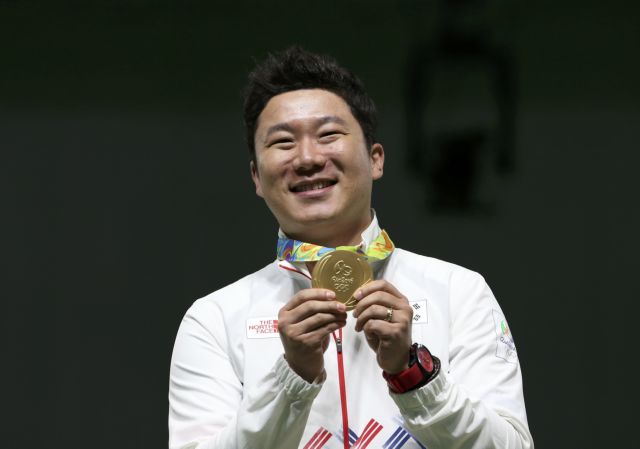 Σκοποβολή (Α): Έγραψε Ιστορία ο Τζονγκό Τζιν,  «χρυσός» και ο Κουβετιανός Αλντιανί