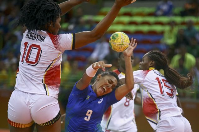 Χάντμπολ (Γ): Δύσκολα η Βραζιλία, εύκολα η Νορβηγία, με ανατροπή η Ρωσία, πέρασε η Γαλλία