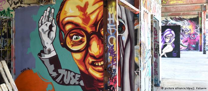 Το Τείχος του Βερολίνου στο… σφυρί