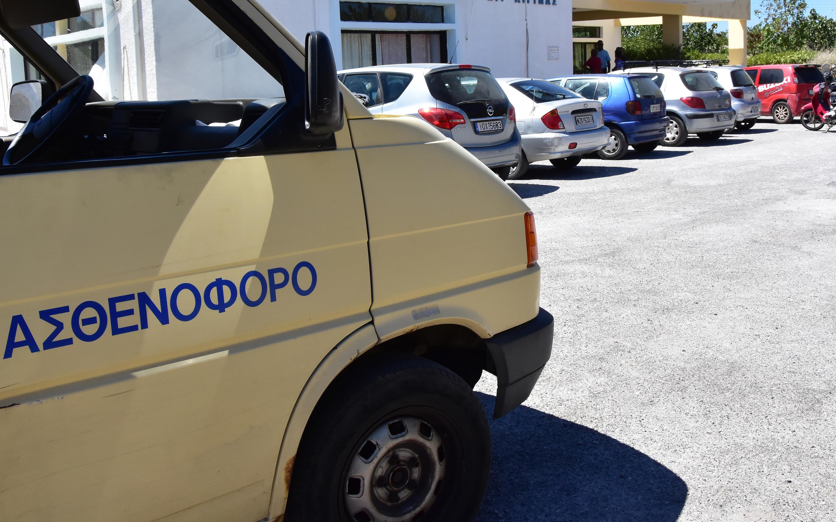 Νεογνό βρέθηκε σε φωταγωγό πολυκατοικίας στην Κατερίνη