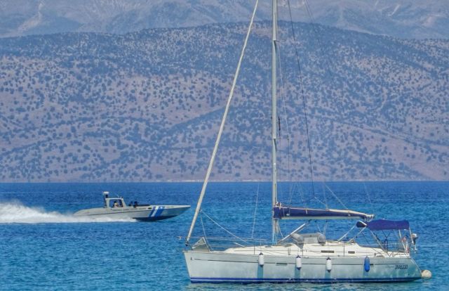 Χιλιάδες παράνομα ή «αόρατα» σκάφη ερευνά η Εισαγγελία Διαφθοράς