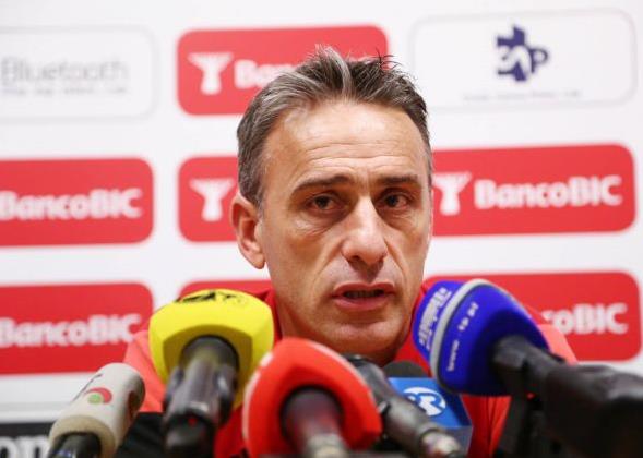 Μπέντο: «Πρώτα η πρόκριση στον Ολυμπιακό και μετά δουλειά»