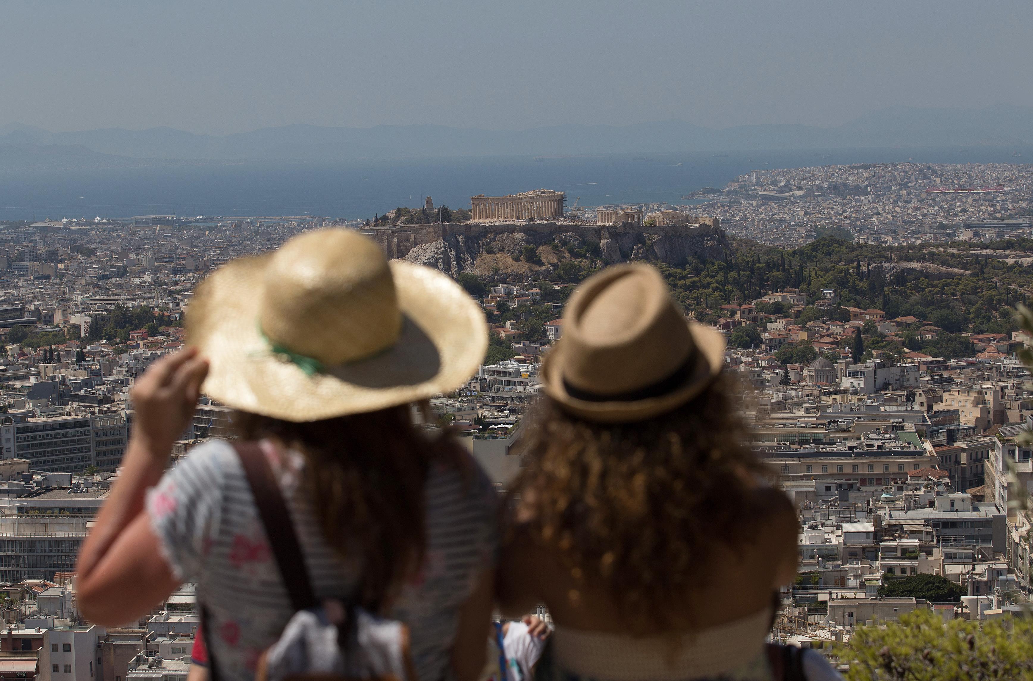 ΣΕΤΕ: Θετικά τα μηνύματα για τον τουρισμό