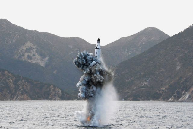 Η Ιαπωνία καταγγέλλει την εκτόξευση πυραύλου από τη Βόρεια Κορέα