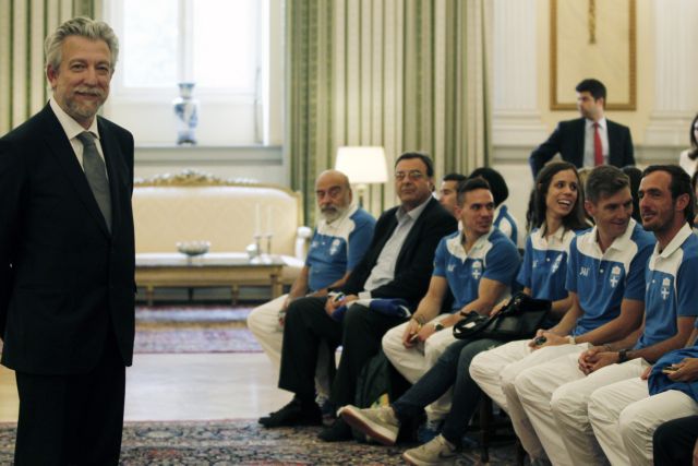 Κοντονής: «Τα μετάλλια και η λάμψη ανήκουν στους αθλητές»