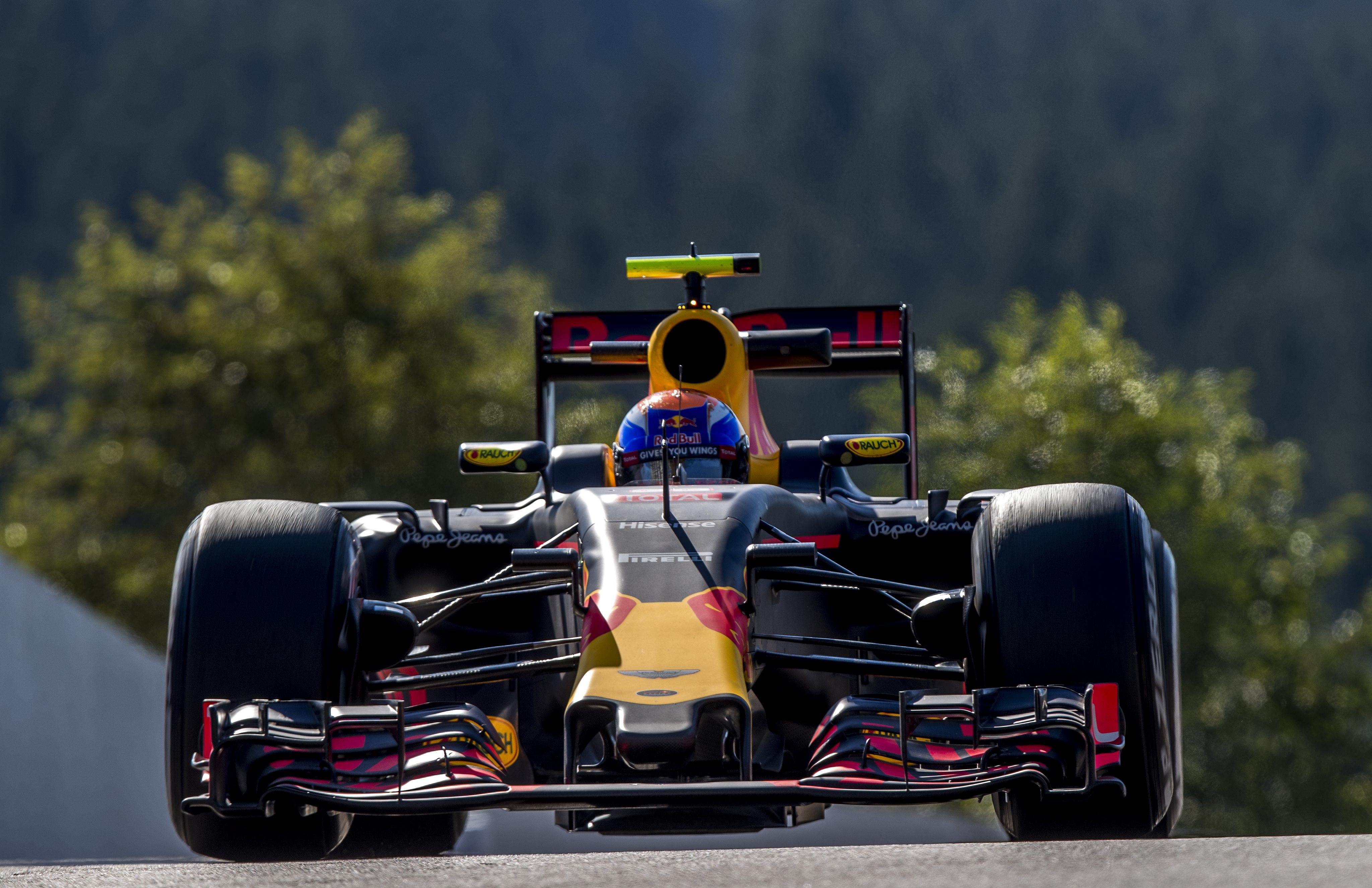 GP Βελγίου 2016: Με τις δύο Red Bull στην κορυφή ολοκληρώθηκαν οι δοκιμές της Παρασκευής