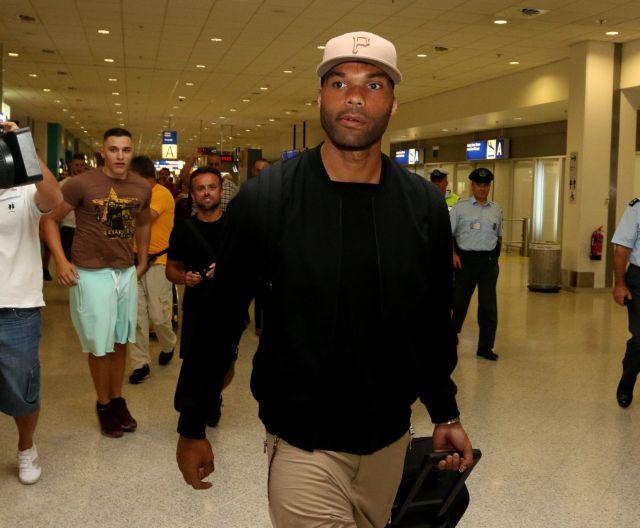 Στην Αθήνα για λογαριασμό της ΑΕΚ ο Λέσκοτ