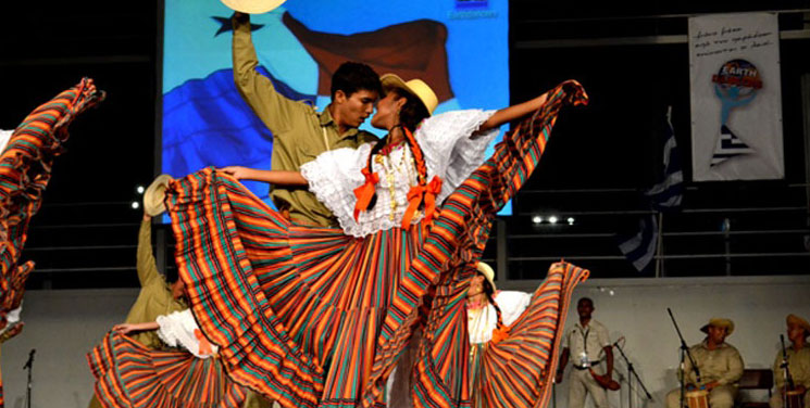 Earthdancers: 300 χορευτές από όλο τον κόσμο δίνουν ραντεβού στην Αθήνα