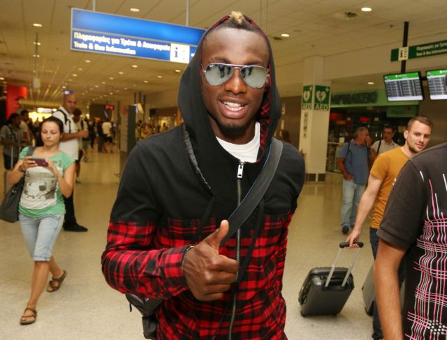 Έφτασε στην Αθήνα ο Εμποκού, ανακοινώνεται μέσα στη μέρα