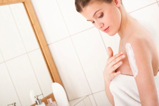 Δέρμα: Πώς θα επαναφέρετε την υγεία και την λάμψη του μετά τις διακοπές
