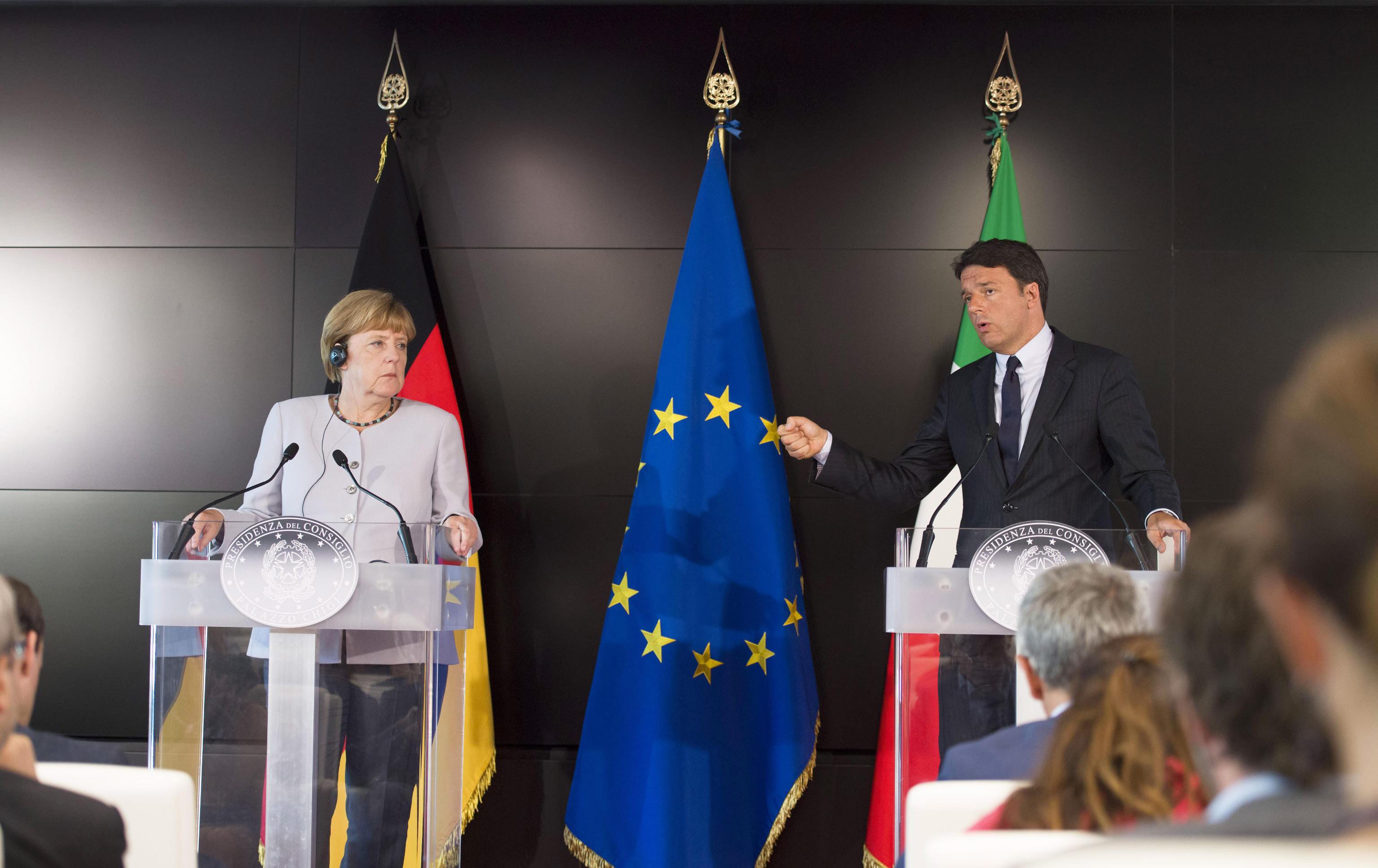 Μέρκελ-Ρέντσι: Πρόοδος στο Προσφυγικό, αλλά πρέπει να γίνουν ακόμη πολλά