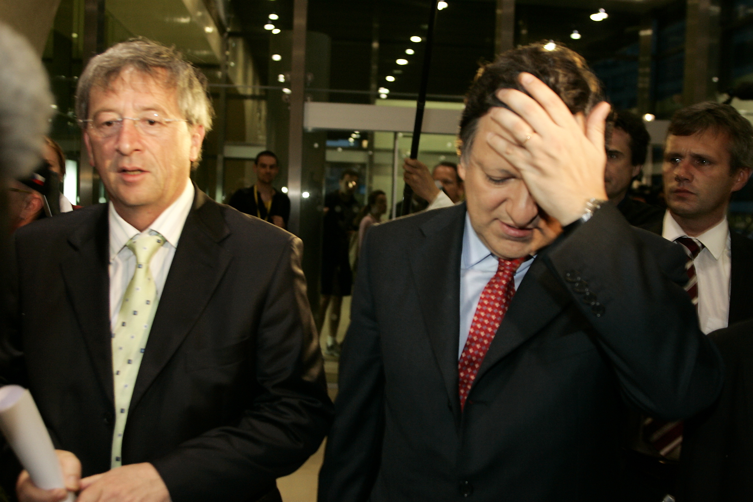 «Όχι, σε αυτή την τράπεζα!» είχε πει ο Γιούνκερ σε Μπαρόζο