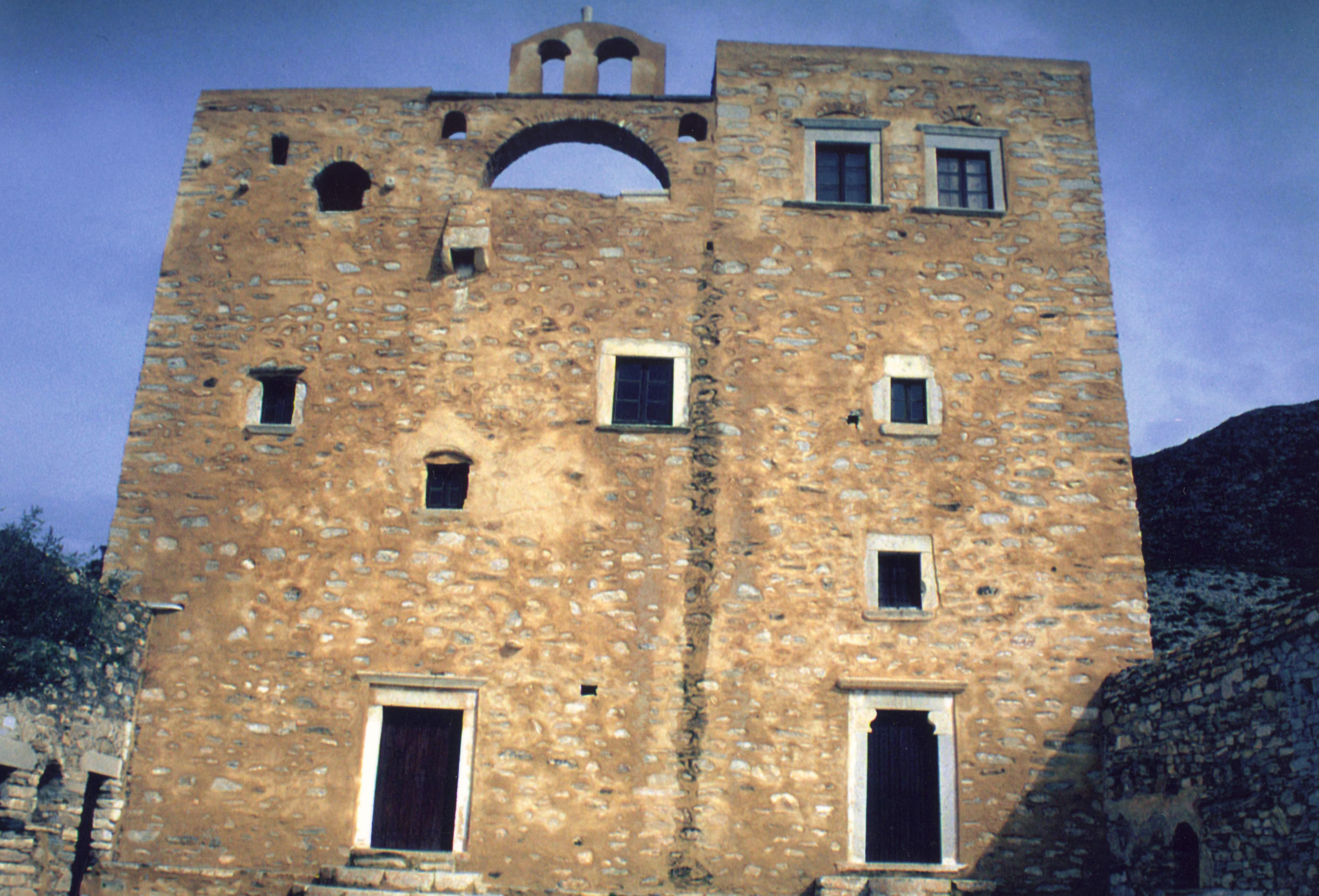 Νάξος: Νέες μυθολογίες ξετυλίγει μέχρι 25 Σεπτεμβρίου ο Πύργος Μπαζαίου