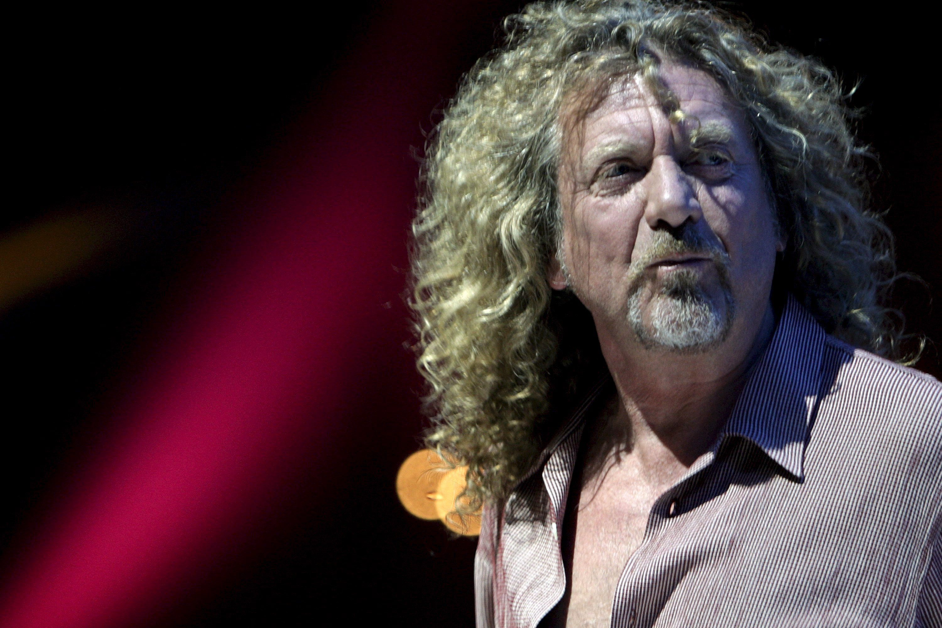 Ο Ρόμπερτ Πλαντ στο πλευρό των προσφύγων