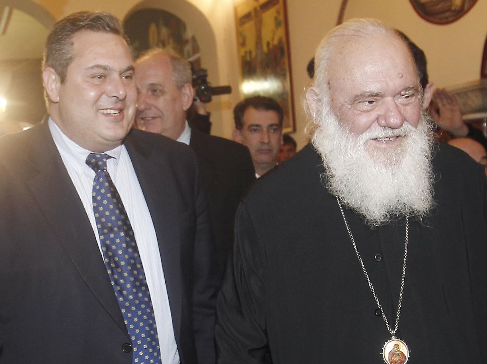 Στο πλευρό της Εκκλησίας ο Καμμένος στο θέμα των Θρησκευτικών