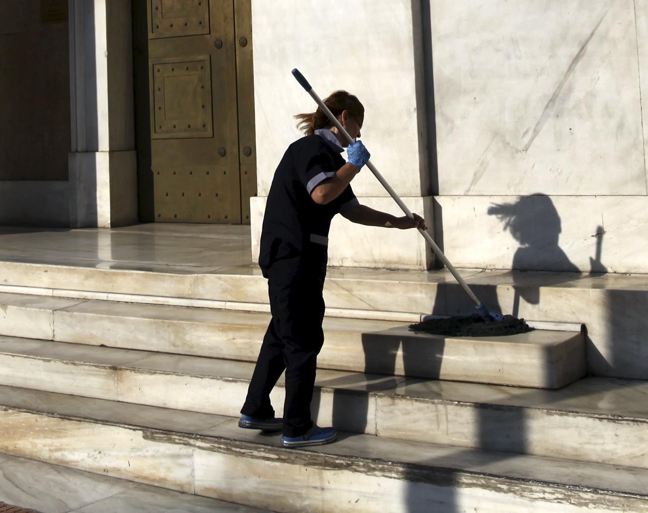 Κάθειρξη 15 ετών για πλαστό απολυτήριο Δημοτικού