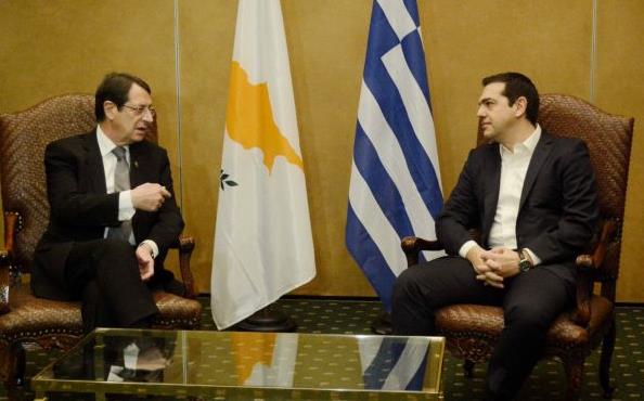 Ενημέρωση Τσίπρα από τον Ν.Αναστασιάδη για το Κυπριακό