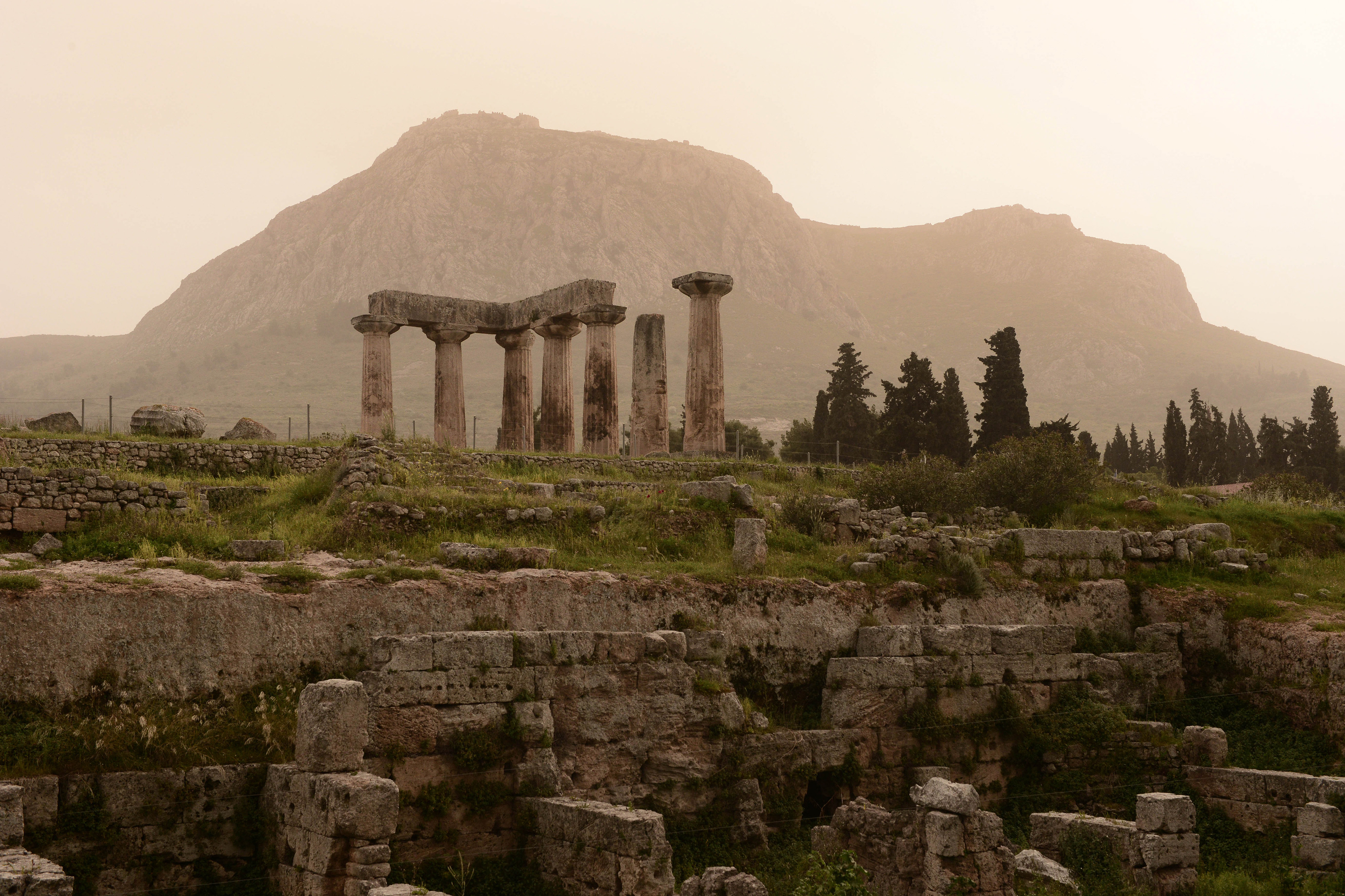 Ασφυξία από το φονικό νέφος και στην Ελλάδα