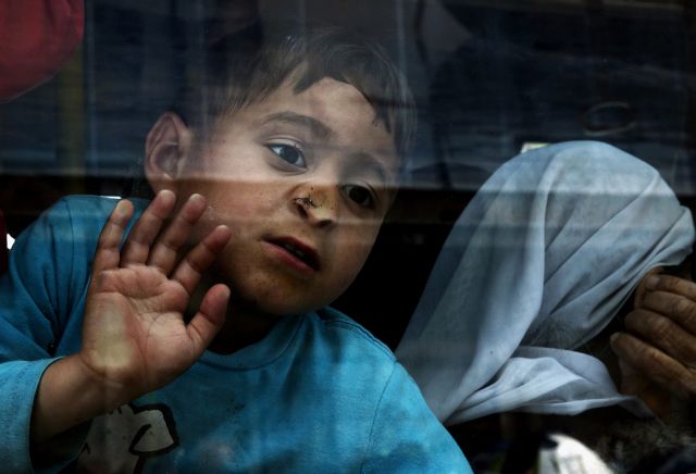 Χώροι πρωτοβάθμιας εκπαίδευσης μέσα στις δομές φιλοξενίας προσφύγων