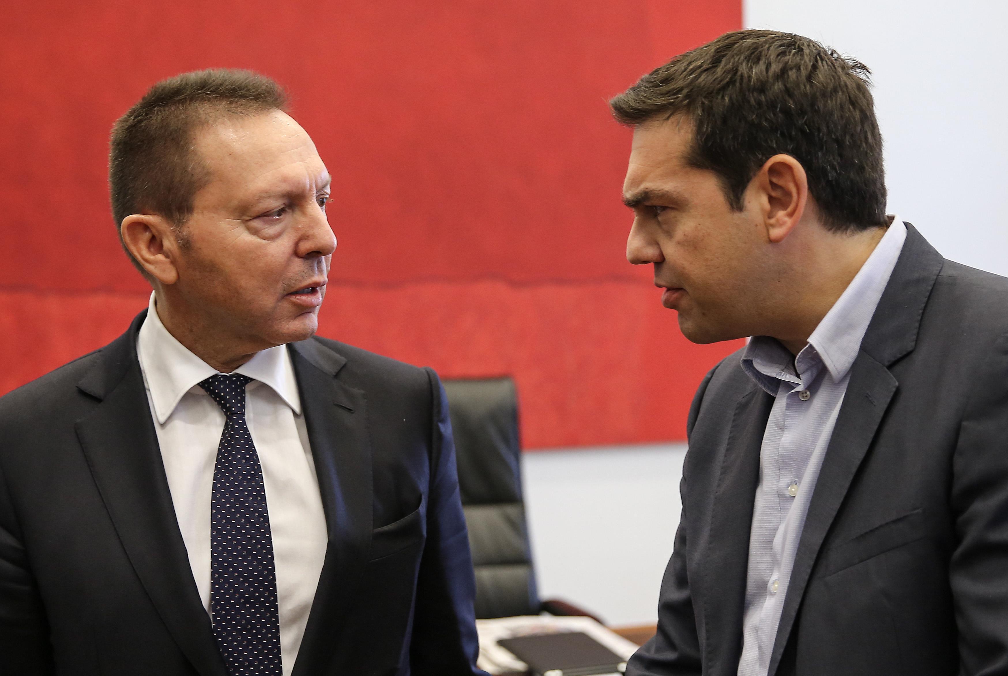 Κυβέρνηση: Από τον Στουρνάρα έμαθε ο Τσίπρας για την εισαγγελική έφοδο