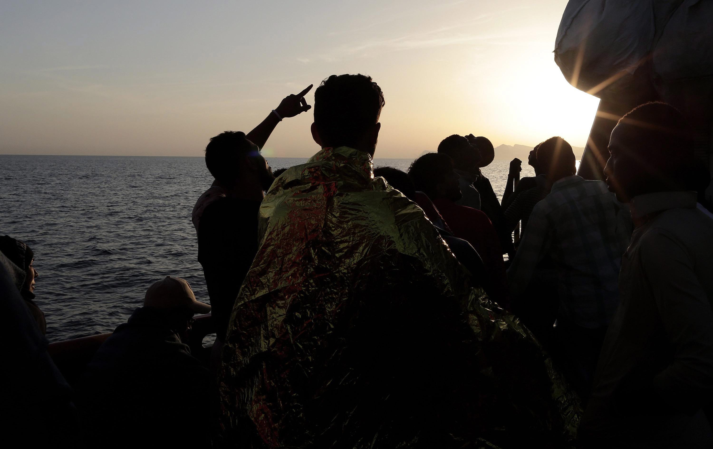 ΟΗΕ: 235.000 πρόσφυγες ετοιμάζονται να ταξιδέψουν από τη Λιβύη στην Ιταλία