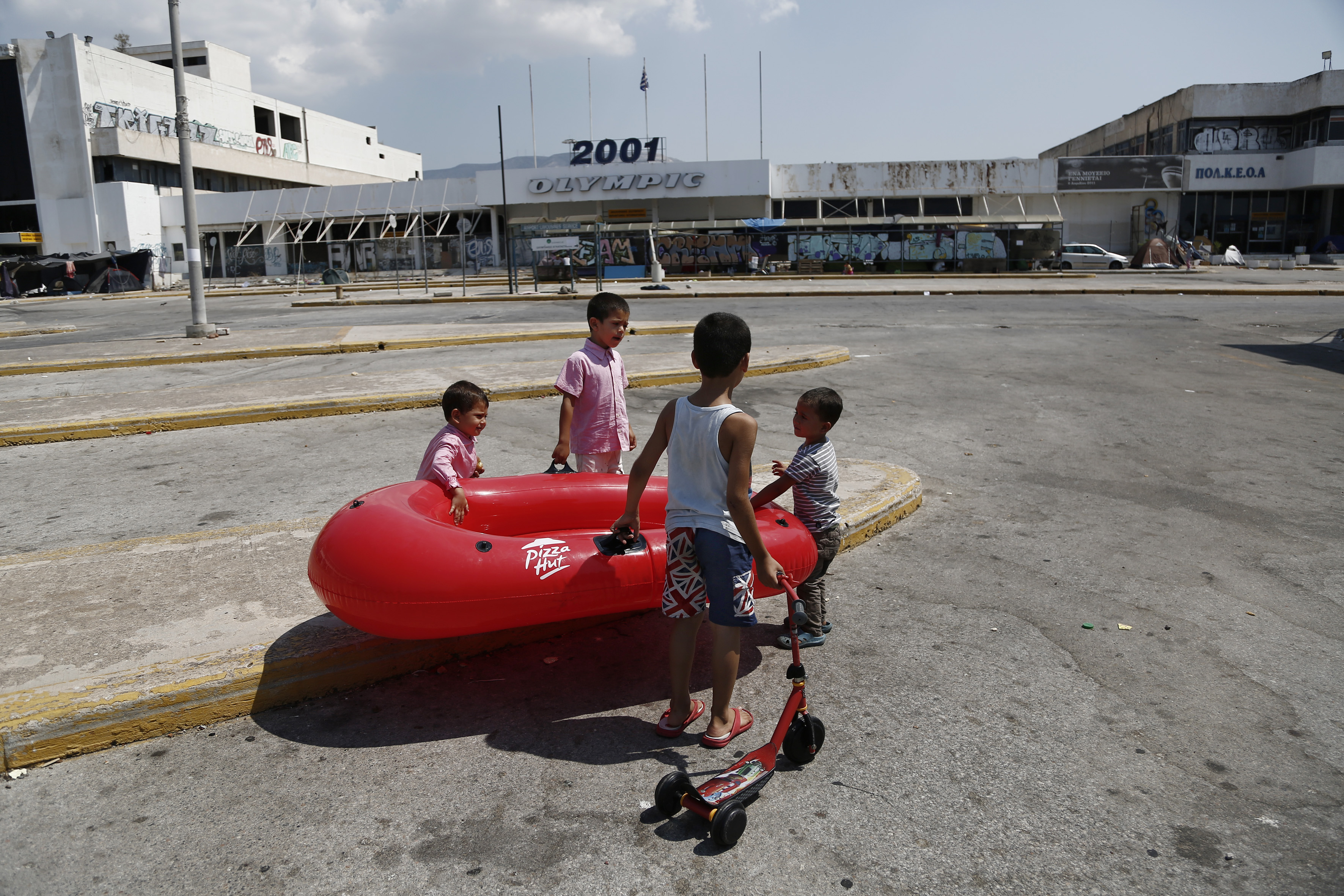 Πώς θα ενταχθούν τα προσφυγόπουλα στα ελληνικά σχολεία