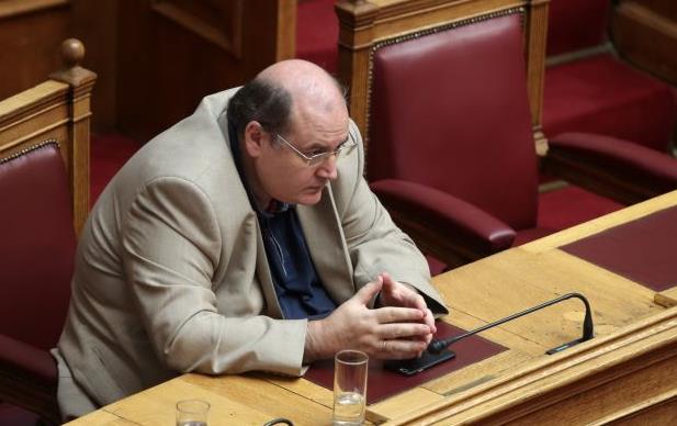 Οι πανεπιστημιακοί φεύγουν, οι αιώνιοι φοιτητές έρχονται