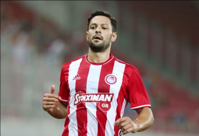 Με Ντε Λα Μπέγια ο Ολυμπιακός απέναντι στον ΑΠΟΕΛ