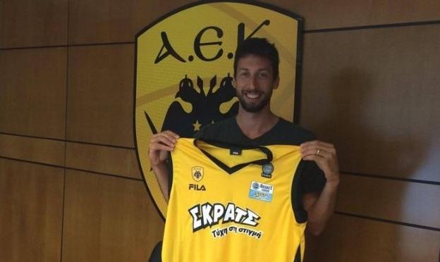 Επίσημα παίκτης της ΑΕΚ ο Ούκιτς