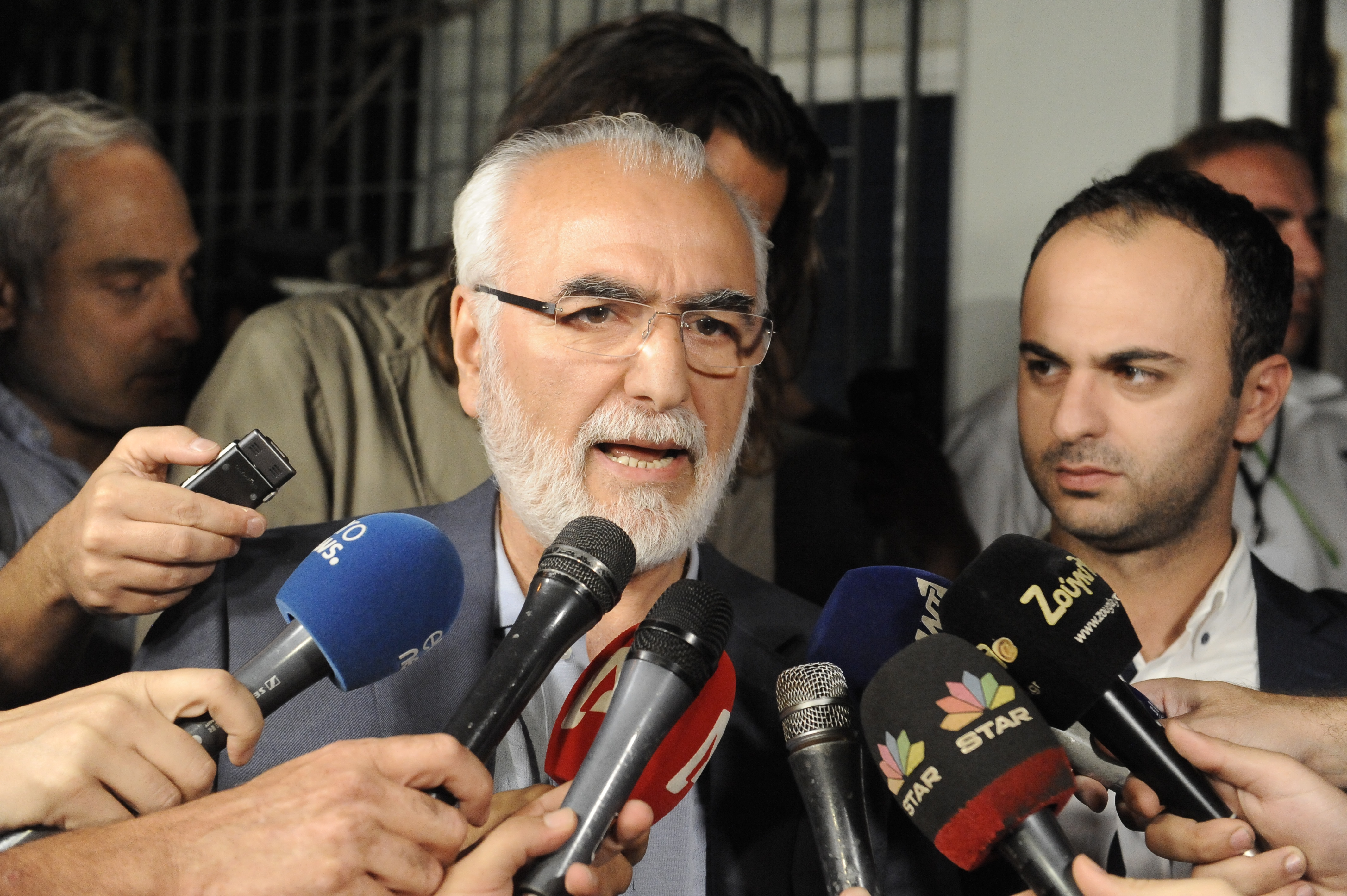 Εξώδικο Alpha κατά Σαββίδη για τις τηλεοπτικές άδειες