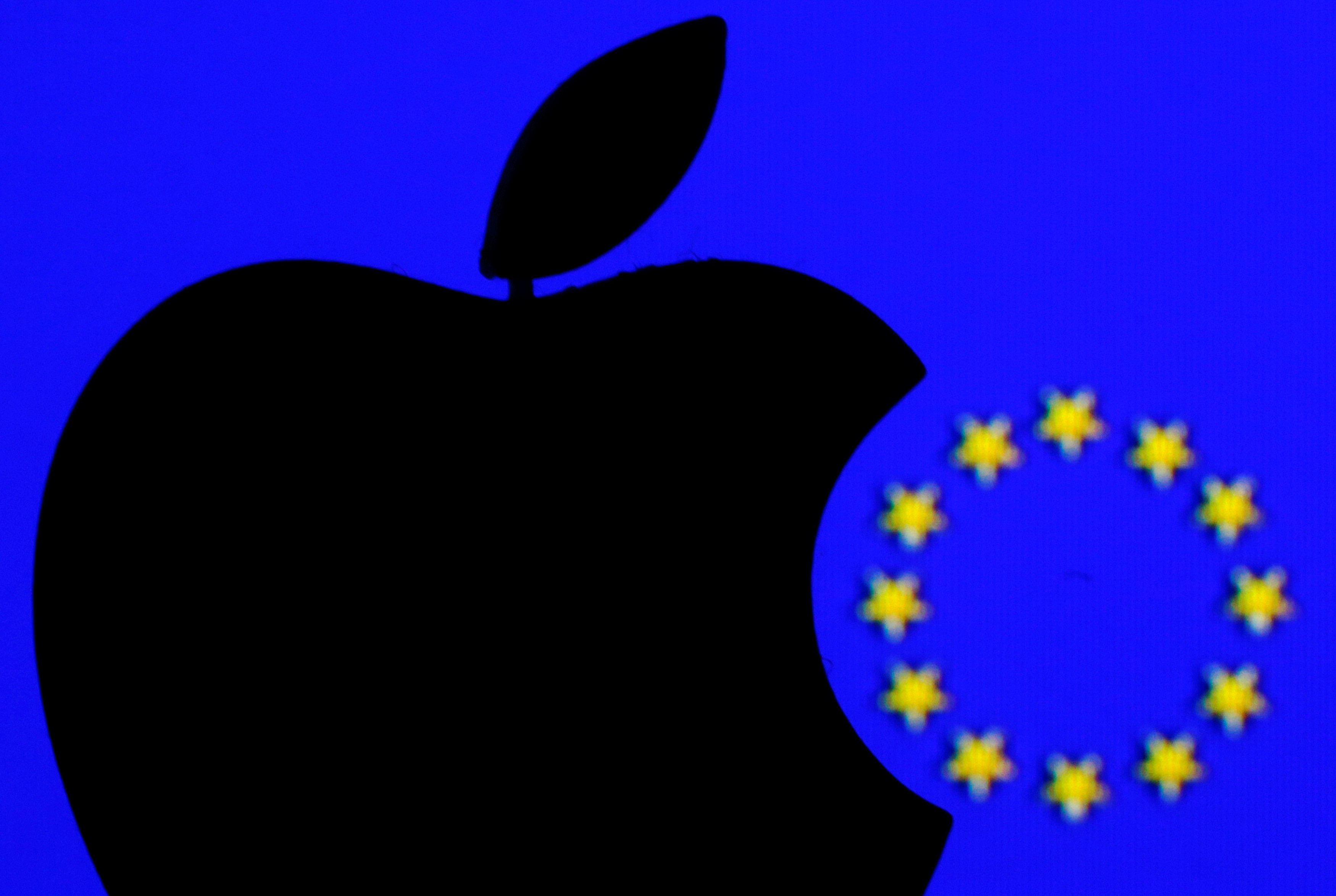 Γιούνκερ: Η απόφαση για την Apple δεν στρέφεται κατά των ΗΠΑ
